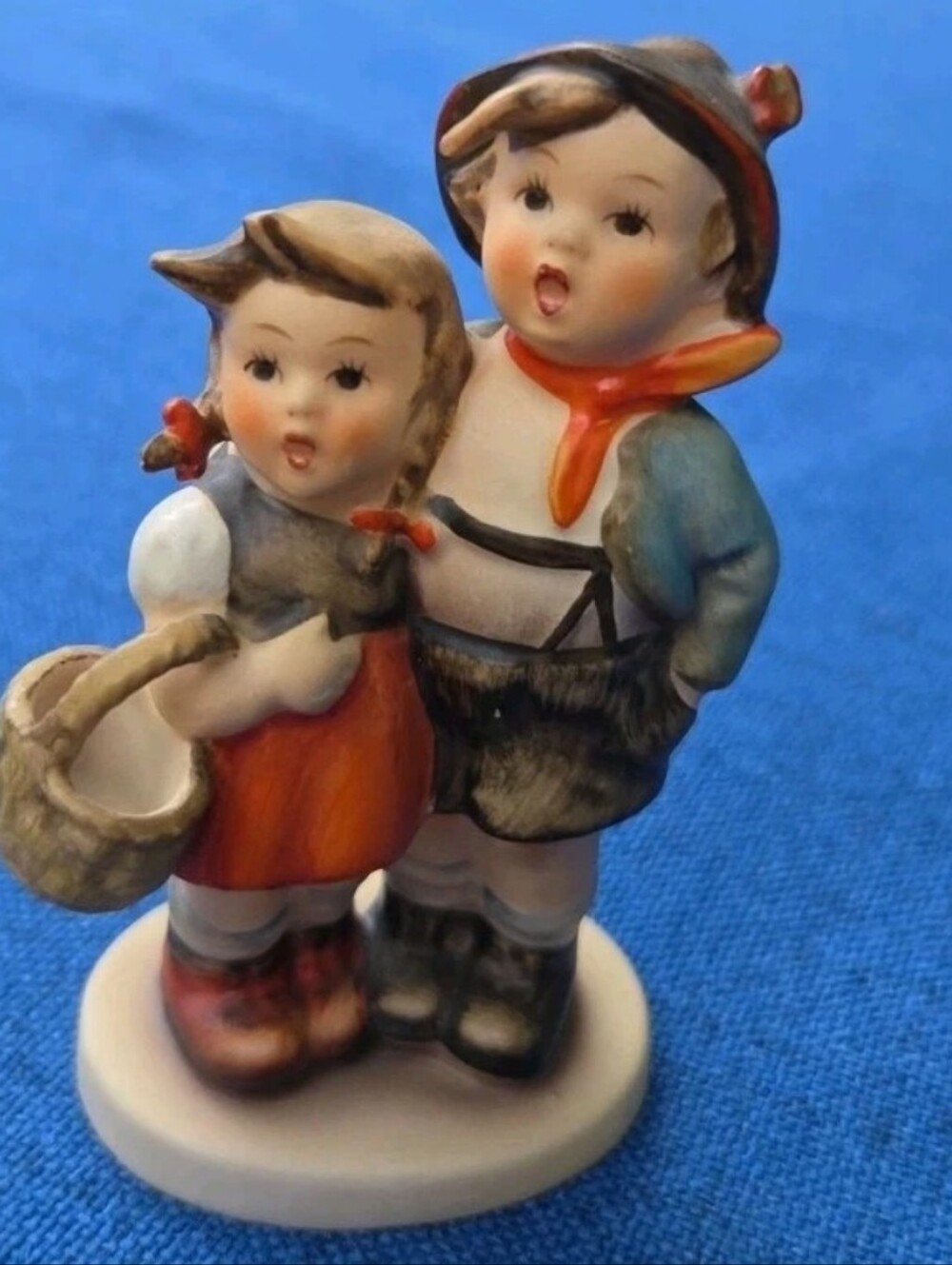 Vintage Hummel 94 3/0 Surprise W Germany 4 Inch Excellent Condition